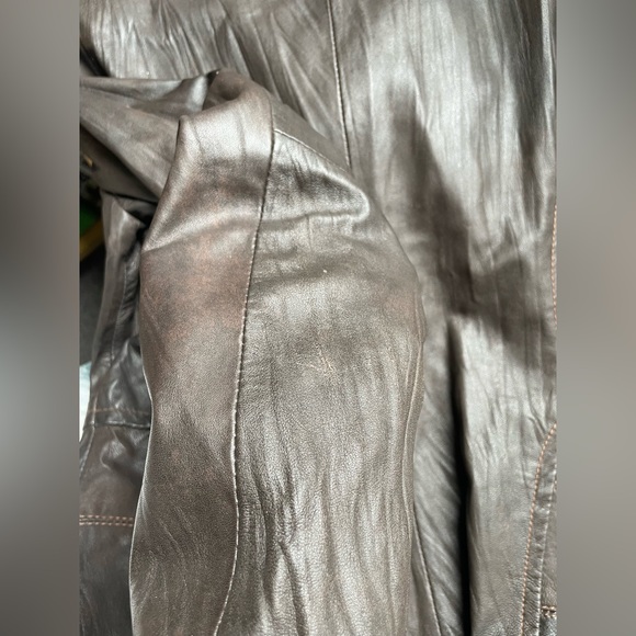 Danier Chocolate Brown Leather Jacket - Picture 11 of 16